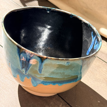 Handmade 2 1/4 Quart Stoneware Mixing Bowl - Tropical Teal